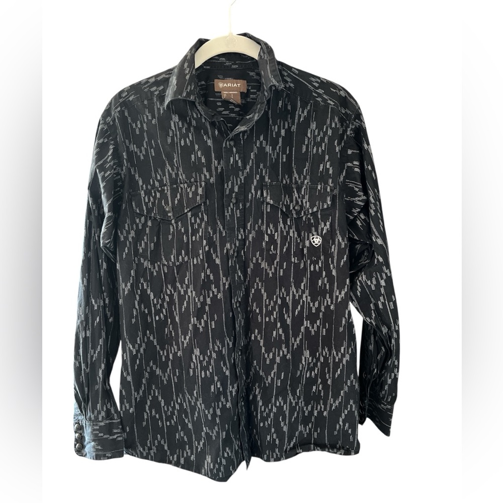 Ariat Men’s black button down pearl snap size Small